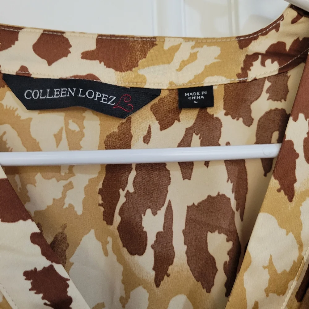 Top - Picture 2 of 3